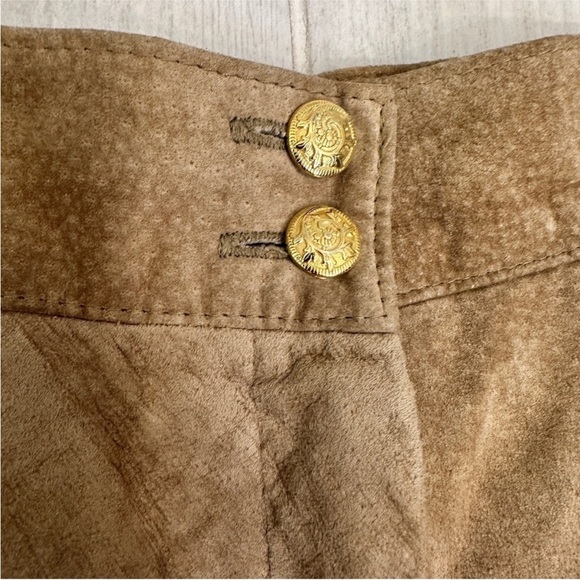 Vintage Danier High Waisted Tan Suede Pants - Picture 3 of 7